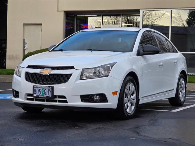 2013 Chevrolet Cruze LS Auto