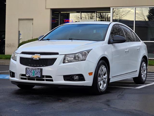2013 Chevrolet Cruze LS Auto
