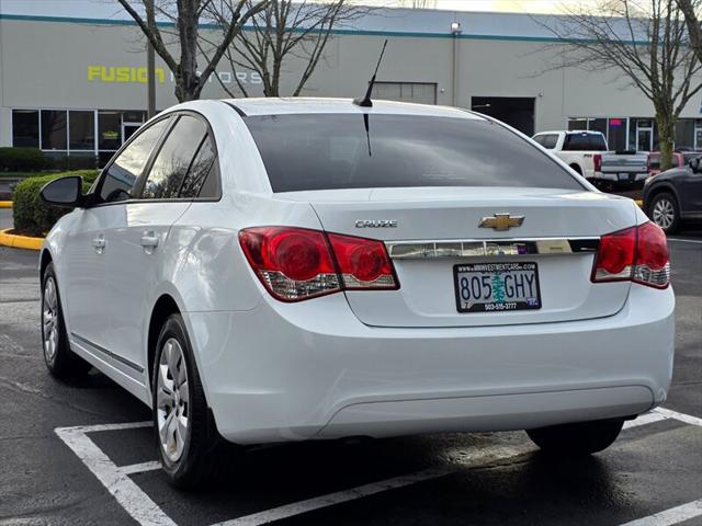 2013 Chevrolet Cruze LS Auto