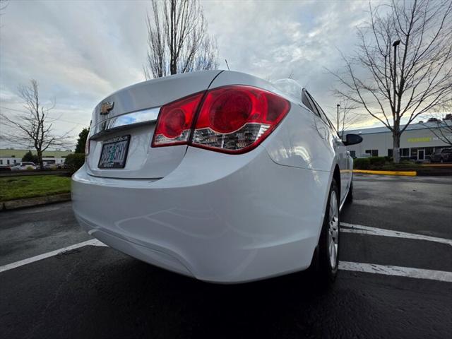 2013 Chevrolet Cruze LS Auto