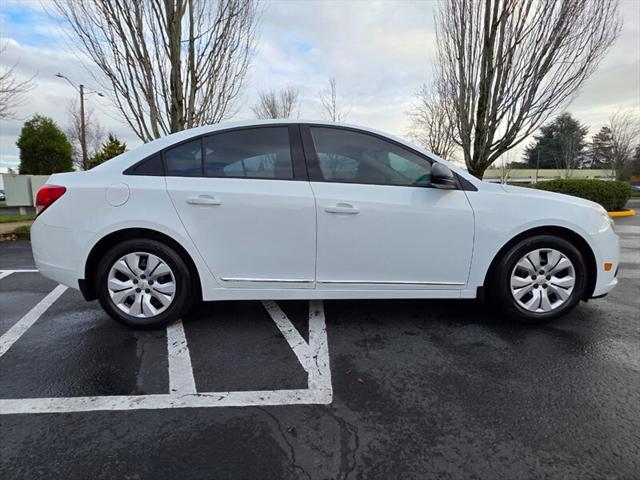 2013 Chevrolet Cruze LS Auto