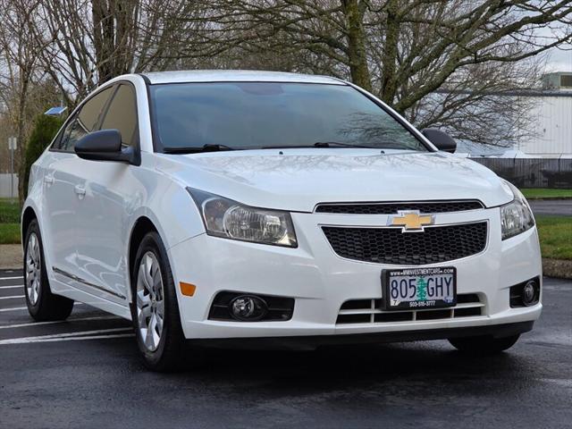 2013 Chevrolet Cruze LS Auto
