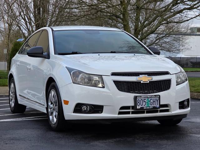 2013 Chevrolet Cruze LS Auto