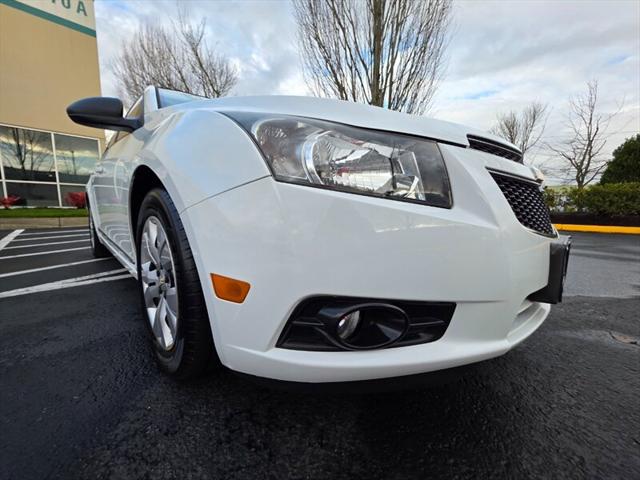 2013 Chevrolet Cruze LS Auto