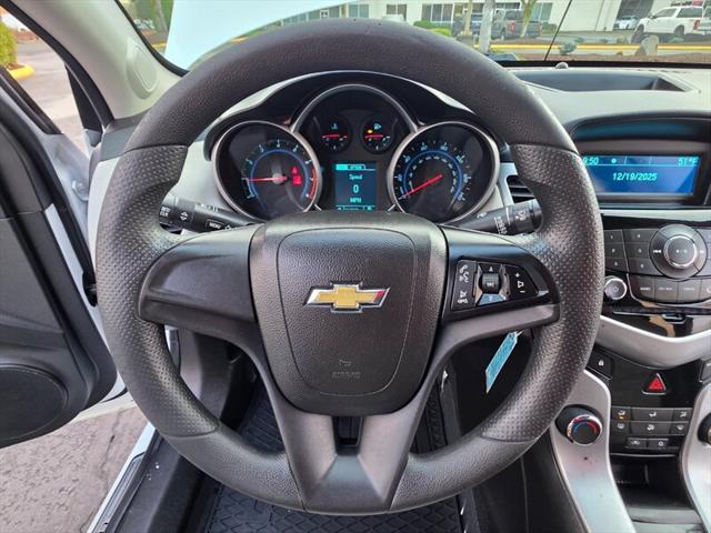 2013 Chevrolet Cruze LS Auto