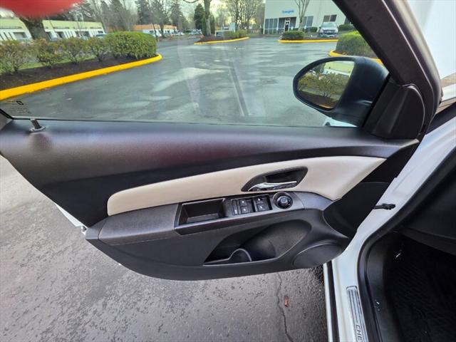 2013 Chevrolet Cruze LS Auto