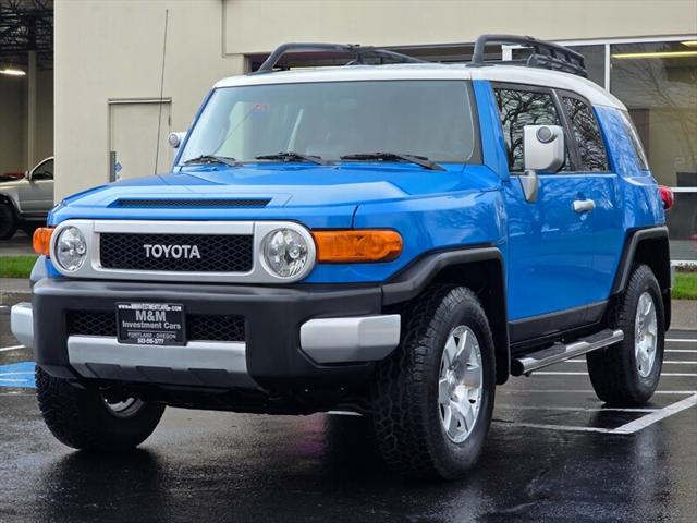 2007 Toyota FJ Cruiser 4X4 V6 / REAR DIFFERENTIAL LOCK / 109,000 MILES for sale in Portland, OR