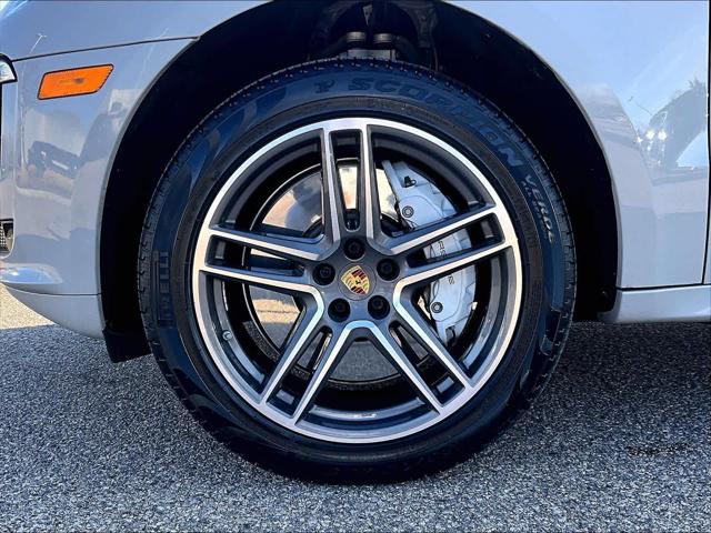 2021 Porsche Macan Turbo