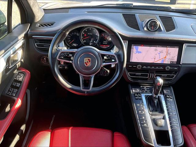 2021 Porsche Macan Turbo