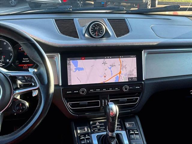 2021 Porsche Macan Turbo