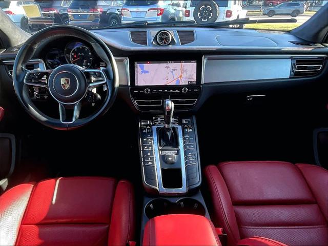 2021 Porsche Macan Turbo