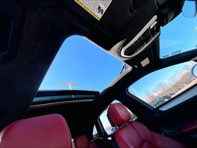 2021 Porsche Macan Turbo