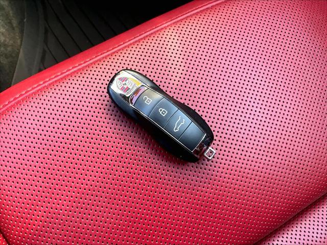 2021 Porsche Macan Turbo