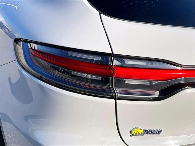 2021 Porsche Macan Turbo