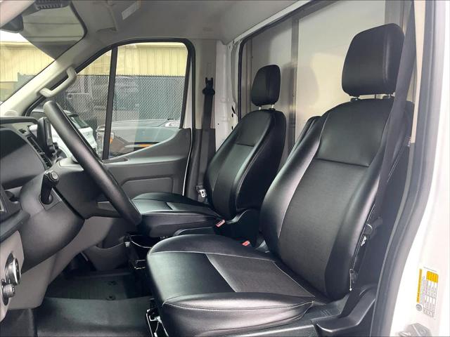 2022 Ford Transit Cutaway Unknown