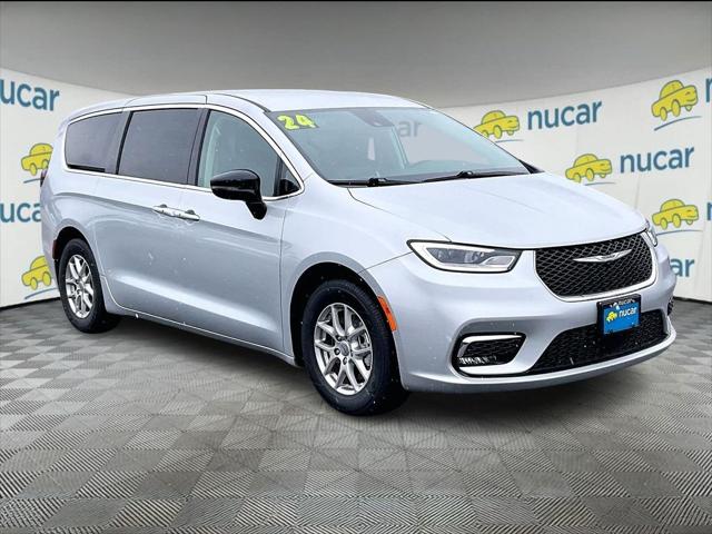 2024 Chrysler Pacifica Touring L for sale in Norwood, MA