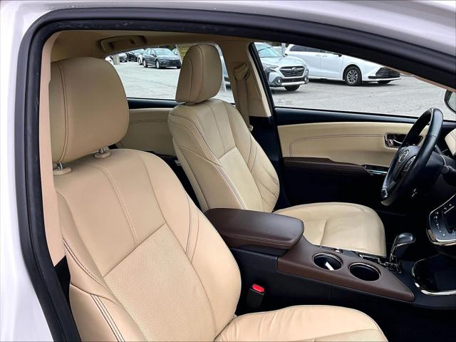 2018 Toyota Avalon Hybrid Limited