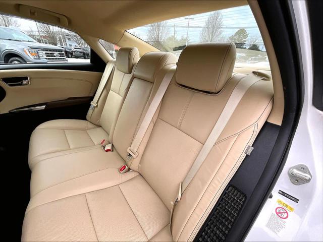 2018 Toyota Avalon Hybrid Limited