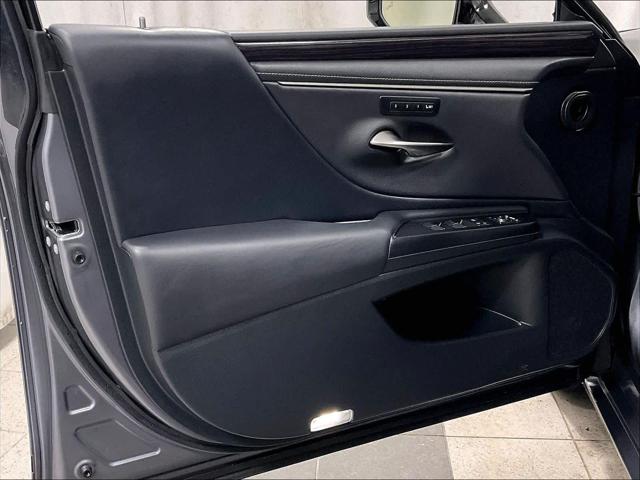 2021 Lexus ES 350 Unknown