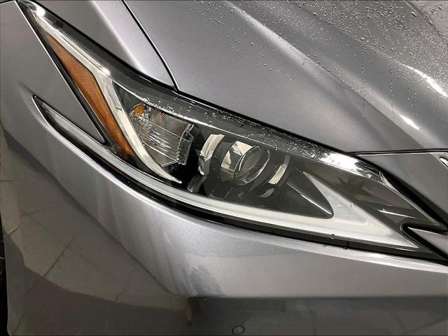 2021 Lexus ES 350 Unknown