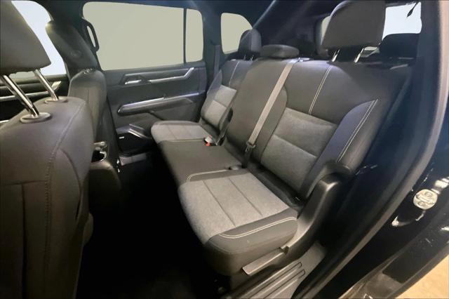 2025 GMC Acadia AWD Elevation