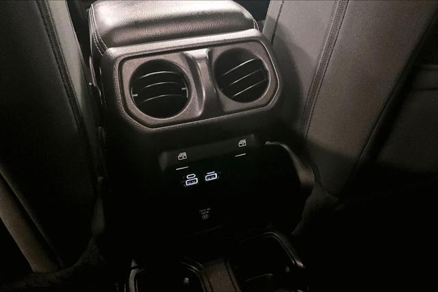 2023 Jeep Wrangler 4-Door Sahara
