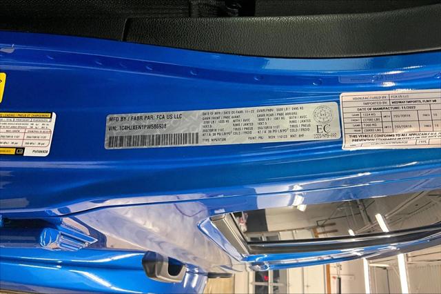 2023 Jeep Wrangler 4-Door Sahara