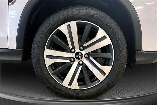2022 Mitsubishi Outlander Sport Unknown