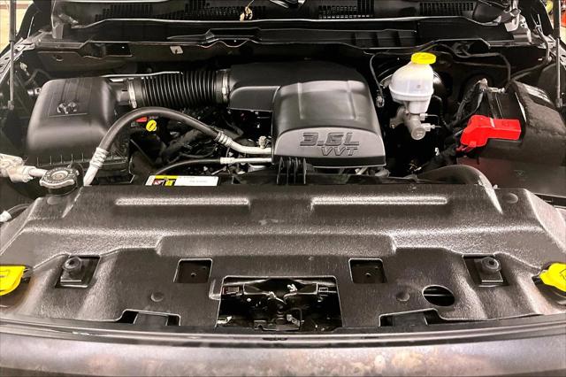 2022 Ram 1500 Classic Warlock Quad Cab 4x4 6'4" Box