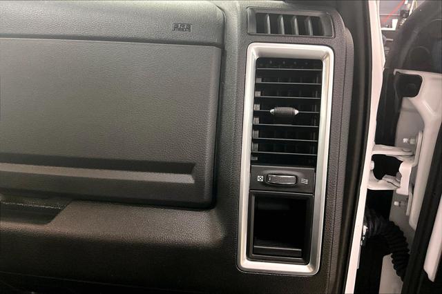 2024 Ram 1500 Classic Warlock Crew Cab 4x4 5'7" Box