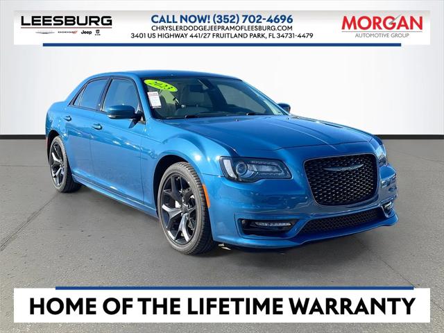 2023 Chrysler 300 Touring L