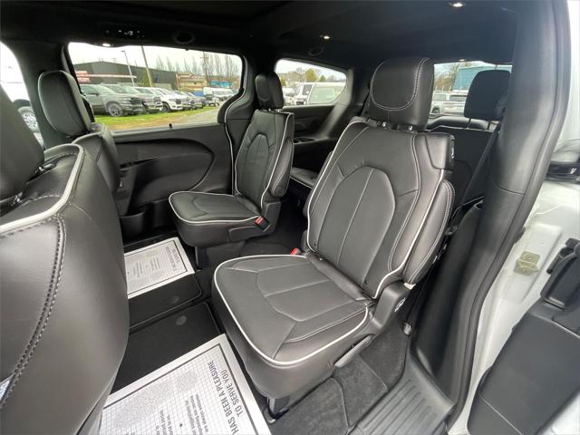 2026 Chrysler Pacifica Limited AWD