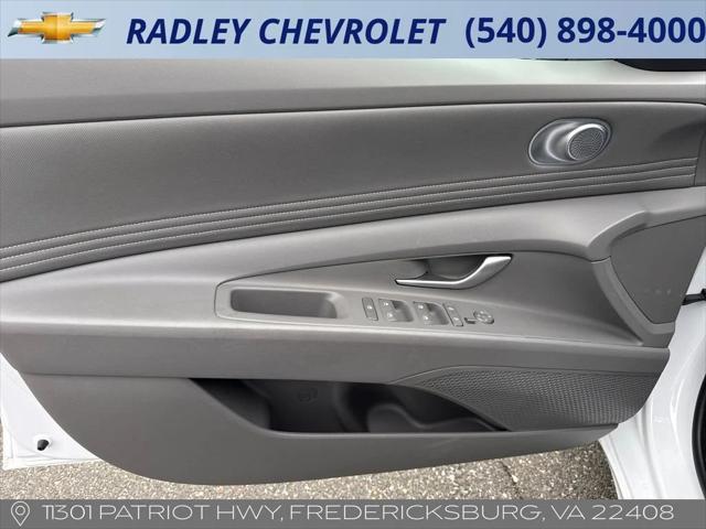 2025 Hyundai Elantra SEL Convenience