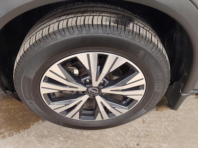 2022 Nissan Rogue SV FWD