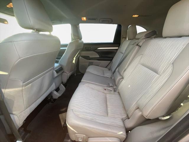 2014 Toyota Highlander LE V6