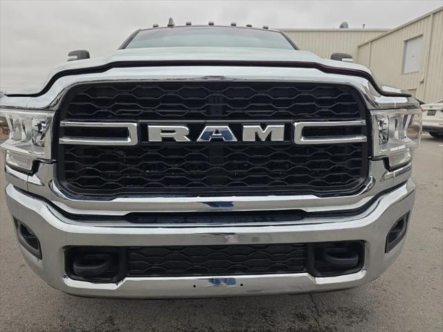 2024 Ram 3500 Tradesman/SLT/Laramie/Limited
