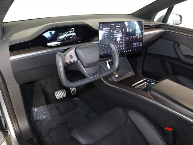 2025 Tesla Model X Long Range
