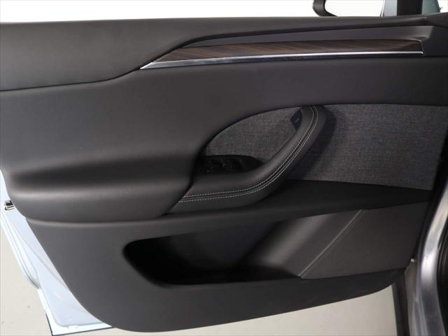 2025 Tesla Model X Long Range