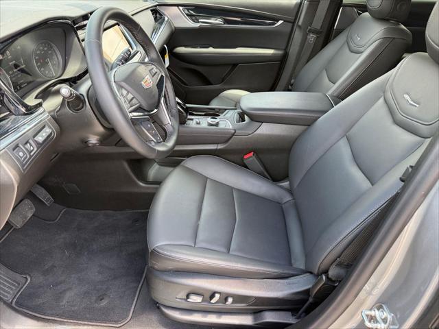 2026 Cadillac XT5 Premium Luxury FWD