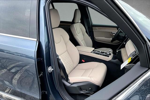 2026 Volvo XC90 Plus, B6 AWD Gas (mild hybrid), Gasoline, Bright, 6 Seats