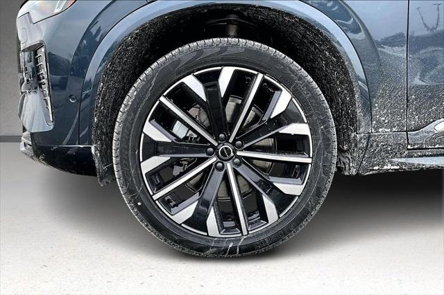 2026 Volvo XC90 Plus, B6 AWD Gas (mild hybrid), Gasoline, Bright, 6 Seats