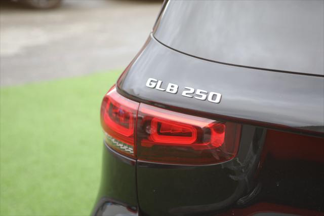 2021 Mercedes-Benz GLB Unknown