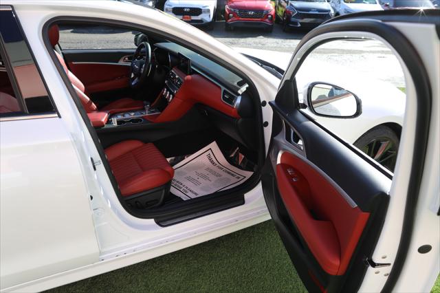 2023 Genesis G70 2.0T RWD