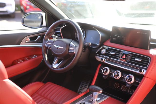 2023 Genesis G70 2.0T RWD