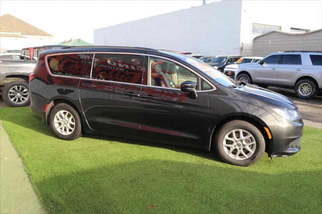 2020 Chrysler Voyager LXI