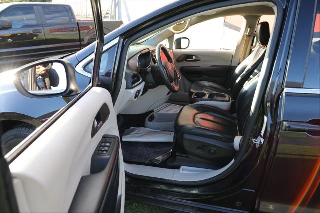 2020 Chrysler Voyager LXI
