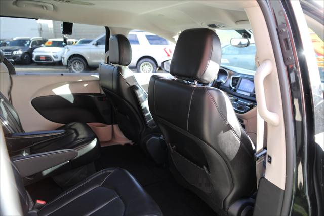 2020 Chrysler Voyager LXI