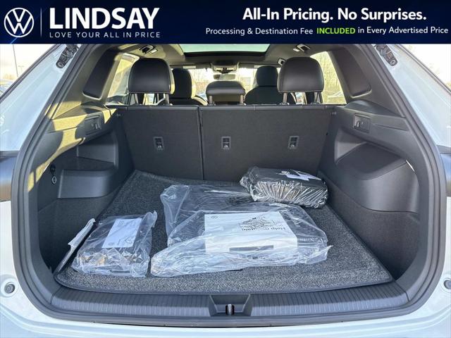 2026 Volkswagen Tiguan SE R-Line Black