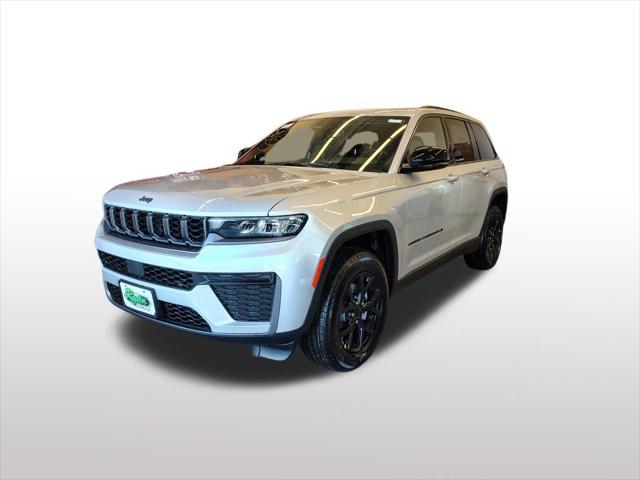 2026 Jeep Grand Cherokee Altitude 4x4