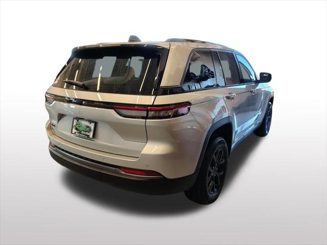 2026 Jeep Grand Cherokee Altitude 4x4